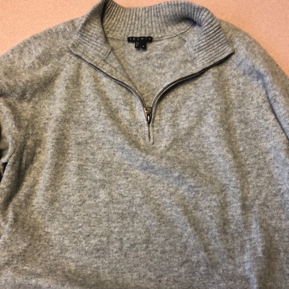 Men’s Theory quarter zip sweater